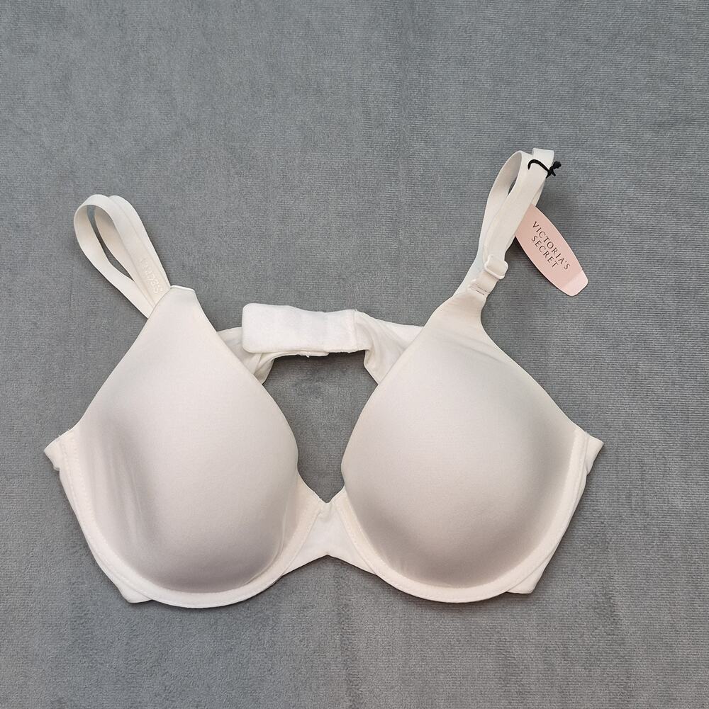The Nakeds By Victoria's Secret Lined Perfect Coverage T-Shirt Bra White 34B NWT